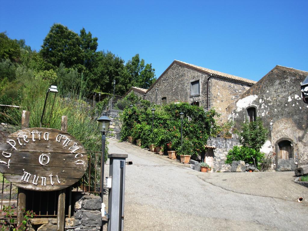 La Pietra Antica O' Munti Villa Mascali Exterior photo