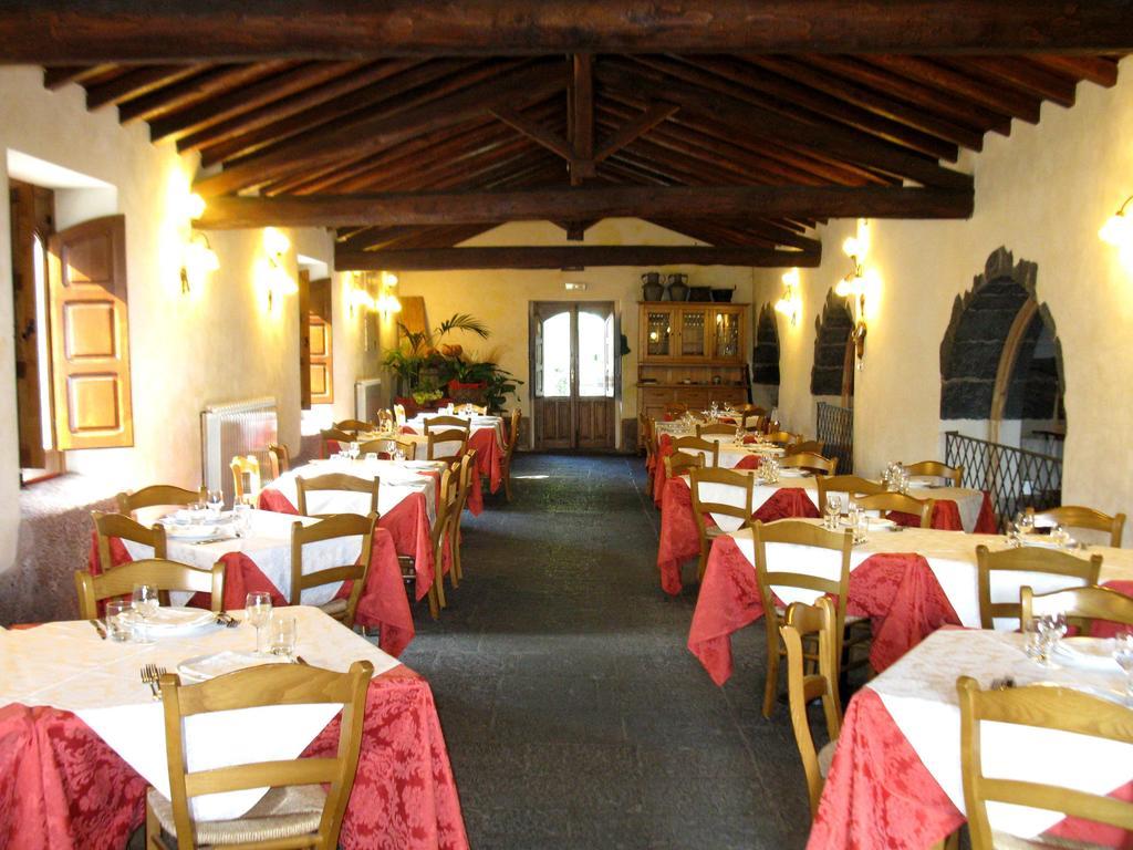 La Pietra Antica O' Munti Villa Mascali Exterior photo