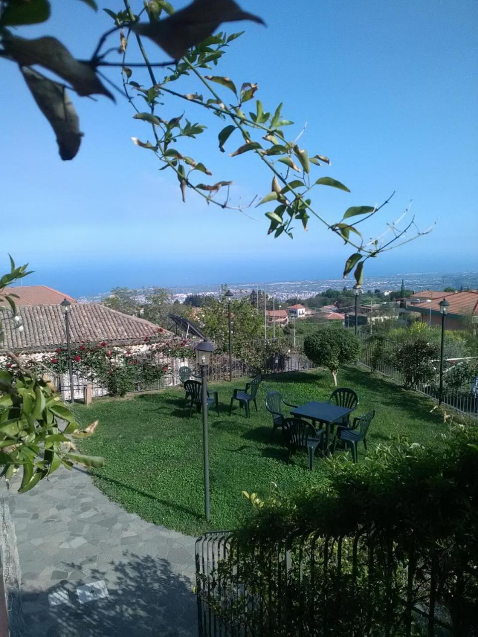 La Pietra Antica O' Munti Villa Mascali Exterior photo